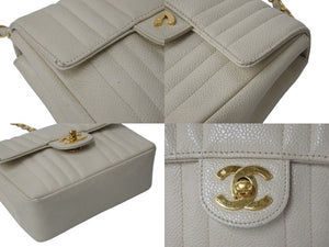 CHANEL シャネル ミニマトラッセ マドモワゼル キャビアスキン ココマーク 3番台 ベージュ 美品 中古 4b000179
