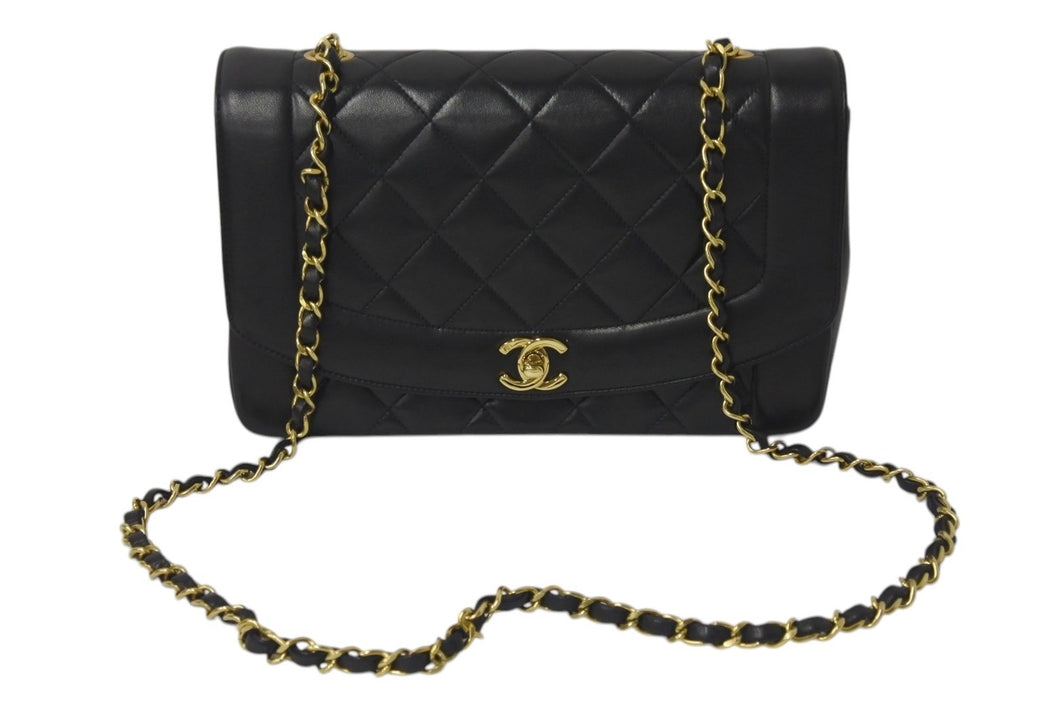 極美品 CHANEL シャネル マトラッセ25 ダイアナ ショルダーバッグ A01165 レザー ラムスキン 3番台 ゴールド金具 ブラック中古 4b000218