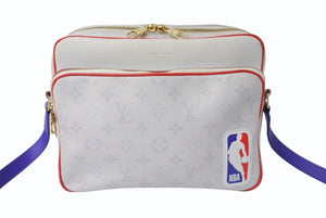 LOUISVUITTON ルイヴィトン LVxNBA ナイル メッセンジャーPM 2021CR ショルダーバッグ M45583 ホワイト ブルー レッド 美品 中古 4b003545