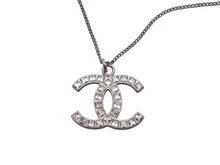 Load image into Gallery viewer, CHANEL シャネル ココマーク スクエアラインストーン ネックレス 重量約4.5g 09P刻印 全長約50cm シルバー メタル 美品 中古 4b006443