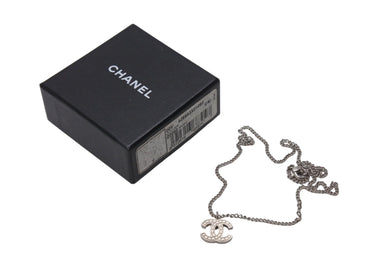 CHANEL シャネル ココマーク ネックレス A26983 重量約7.0g 06V刻印 全長約43.5cm メタル シルバー 美品 中古 4b001034