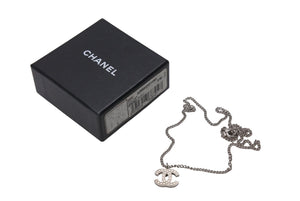 CHANEL シャネル ココマーク ネックレス A26983 重量約7.0g 06V刻印 全長約43.5cm メタル シルバー 美品 中古 4b001034