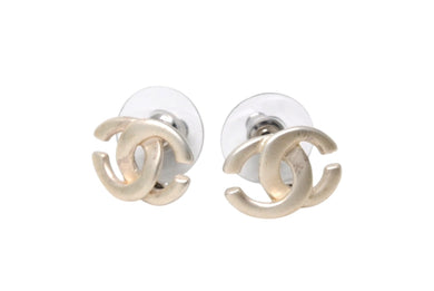 CHANEL シャネル ココマーク ピアス 重量約3.1g 01A刻印 メタル シルバー シャンパンゴールド 両耳用 美品 中古 4b001060