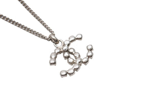 極美品 CHANEL シャネル ココマーク ネックレス 重量約7.7g 05V刻印 全長約43.5cm ラインストーン メタル シルバー クリア 中古 4b001067