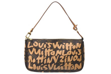 Load image into Gallery viewer, LOUIS VUITTON ルイヴィトン ポシェットアクセソワ―ル ポーチ M92193 モノグラム グラフィティ ブラウン PVC 美品 中古 4b001119