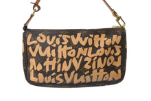 Load image into Gallery viewer, LOUIS VUITTON ルイヴィトン ポシェットアクセソワ―ル ポーチ M92193 モノグラム グラフィティ ブラウン PVC 美品 中古 4b001119