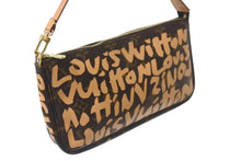 Load image into Gallery viewer, LOUIS VUITTON ルイヴィトン ポシェットアクセソワ―ル ポーチ M92193 モノグラム グラフィティ ブラウン PVC 美品 中古 4b001119