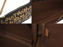 Load image into Gallery viewer, LOUIS VUITTON ルイヴィトン ポシェットアクセソワ―ル ポーチ M92193 モノグラム グラフィティ ブラウン PVC 美品 中古 4b001119