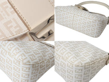 Load image into Gallery viewer, 極美品 FENDI フェンディ ズッキーノ マンマバケット ハンドバッグ ワンショルダーバッグ ベージュ キャンバス 中古 4b001128
