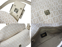 Load image into Gallery viewer, 極美品 FENDI フェンディ ズッキーノ マンマバケット ハンドバッグ ワンショルダーバッグ ベージュ キャンバス 中古 4b001128