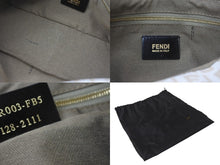 Load image into Gallery viewer, 極美品 FENDI フェンディ ズッキーノ マンマバケット ハンドバッグ ワンショルダーバッグ ベージュ キャンバス 中古 4b001128