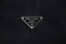 Load image into Gallery viewer, 極美品 PRADA プラダ ホーボー ハンドバッグ ワンショルダーバッグ MV515 トライアングルロゴ ナイロン ブラック 中古 4b001129