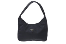 Load image into Gallery viewer, 極美品 PRADA プラダ ホーボー ハンドバッグ ワンショルダーバッグ MV515 トライアングルロゴ ナイロン ブラック 中古 4b001175