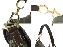 Load image into Gallery viewer, Christian Dior クリスチャンディオール プレオウンド サドルバッグ パテント カモフラージュ 迷彩 ガリアーノ期 美品 中古 4b001182