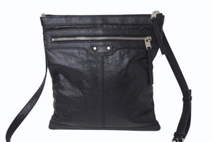 BALENCIAGA バレンシアガ ネオスケッチ ショルダーバッグ ブラック レザー 390924 黒 シルバー金具 美品 中古 4b001208