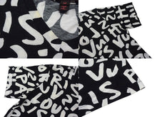 Load image into Gallery viewer, LOUIS VUITTON ルイヴィトン 半袖Tシャツ WOTS09JES サイズM グラフィティ Vネック ブラック ホワイト 美品 中古 4b001227