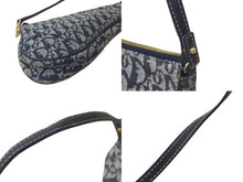 Load image into Gallery viewer, Christian Dior クリスチャンディオール サドルポーチ ワンショルダーバッグ MC 1011 ネイビー キャンバス レザー ゴールド金具 良品 中古 4b001234
