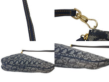 Load image into Gallery viewer, Christian Dior クリスチャンディオール サドルポーチ ワンショルダーバッグ MC 1011 ネイビー キャンバス レザー ゴールド金具 良品 中古 4b001234