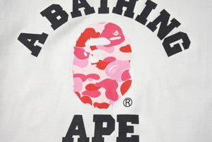 A BATHING APE アベイシングエイプ 半袖Tシャツ サイズ レディースS ピンクカモ ホワイト コットン ベイプ 美品 中古 4b001331