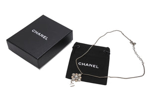 極美品 CHANEL シャネル ネックレス ココマーク ラインストーン A12V刻印 メタル ラインストーン シルバー 14.3g 中古 4b001371