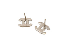 Load image into Gallery viewer, 極美品 CHANEL シャネル ココマーク ラインストーン ピアス アクセサリー 04A刻印 ゴールド マルチカラー 中古 4b001364