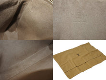 Load image into Gallery viewer, 極美品 LOUIS VUITTON ルイヴィトン ポシェットアクセソワール アクセサリーポーチ M92648 モノグラム マルチカラー ブラック 中古 4b001381