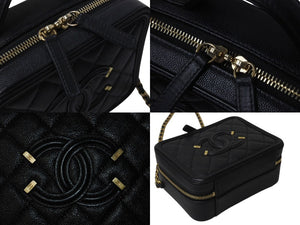 極美品 CHANEL シャネル CCフィリグリー スモールチェーンバニティバッグ A93343 26番台 キャビアスキン ブラック ゴールド金具 4b001383