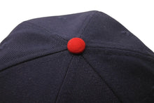 Load image into Gallery viewer, 極美品 Hellstar ヘルスター BaseballCap ベースボールキャップ 帽子 CHINA製 ネイビー ホワイト レッド サイズ7 1/2 中古 4b001416