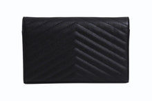 Load image into Gallery viewer, SAINT LAURENT サンローラン キルティング チェーンショルダーバック 377828 レザー ブラック ゴールド金具 美品 中古 4b001470