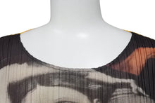 Load image into Gallery viewer, 極美品 ISSEY MIYAKE イッセイミヤケ PLEATSPLEASE プリーツプリーズ カットソー PP04-JK702 サイズ3 森村泰昌 96AW ゲストアーティスト 中古 4b001591