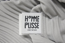 Load image into Gallery viewer, HOMME PLISSE ISSEY MIYAKE オムプリッセ イッセイミヤケ プリーツスキッパーシャツ HP55JM330 サイズ2 グレー 美品 中古 4b001612