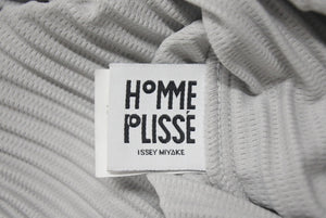 HOMME PLISSE ISSEY MIYAKE オムプリッセ イッセイミヤケ プリーツスキッパーシャツ HP55JM330 サイズ2 グレー 美品 中古 4b001612