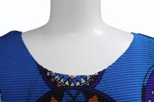 Load image into Gallery viewer, 極美品 me ISSEY MIYAKE ミーイッセイ ミヤケ プリーツカットソー Tシャツ MI53FK377 ブルー オレンジ グリーン 中古 4b001613