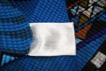 Load image into Gallery viewer, 極美品 me ISSEY MIYAKE ミーイッセイ ミヤケ プリーツカットソー Tシャツ MI53FK377 ブルー オレンジ グリーン 中古 4b001613