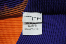 Load image into Gallery viewer, 新品同様 me ISSEY MIYAKE ミー イッセイミヤケ ライトエフェクト プリーツ カットソー マルチカラー ポリエステル MI43FJ762 サイズF 中古 4b001619