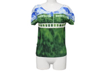 Load image into Gallery viewer, 極美品 me ISSEY MIYAKE ミー イッセイミヤケ 丸首半袖トップス MI51FK406 フリーサイズ プリーツ ハリウッド 総柄 中古 4b001621