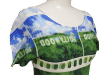 Load image into Gallery viewer, 極美品 me ISSEY MIYAKE ミー イッセイミヤケ 丸首半袖トップス MI51FK406 フリーサイズ プリーツ ハリウッド 総柄 中古 4b001621