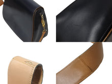 Load image into Gallery viewer, PRADA プラダ ショルダーバッグ 斜め掛けバッグ ロゴ イタリア製 レザー ブラック ブラウン ゴールド金具 美品 中古 4b001706