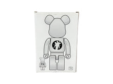画像をギャラリービューアに読み込む, 個人保管未使用 BE@RBRICK ベアブリック BOOWY 400％/100％ ボーイ フィギュア ホビー プラスチック ホワイト 17241