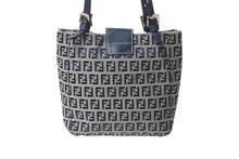 Load image into Gallery viewer, FENDI フェンディ マンマバケット トートバッグ ハンドバッグ ズッキーノ ネイビー コットンキャンバス シルバー金具 中古 4b001755