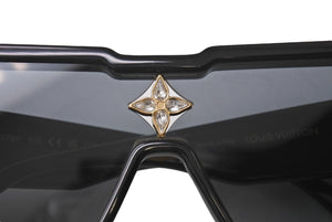 LOUIS VUITTON ルイヴィトン サングラス サイクロン Z1578E モノグラムフラワー アセテート スワロフスキー ブラック 美品 中古 4b001794