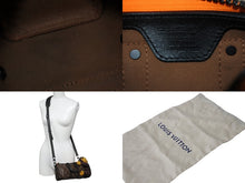 Load image into Gallery viewer, LOUIS VUITTON ルイヴィトン モノグラム LVフレンド キーポル XS モンキー 2WAY ブラウン M80118 中古 4b001865