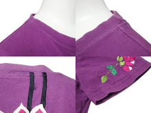 Load image into Gallery viewer, Christian Dior クリスチャンディオール 半袖Tシャツ 3H16155021 サイズ42 シニール 刺繍 パープル マルチカラー 良品 中古 4b001881