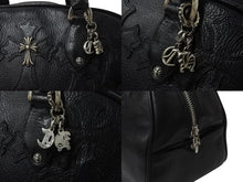 Load image into Gallery viewer, CHROME HEARTS クロムハーツ 現行型 ジムバッグ ミデュアム セメタリークロスパッチ 14パッチ スモールCHクロス ブラック 美品 中古 4b001883