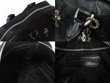 Load image into Gallery viewer, CHROME HEARTS クロムハーツ 現行型 ジムバッグ ミデュアム セメタリークロスパッチ 14パッチ スモールCHクロス ブラック 美品 中古 4b001883