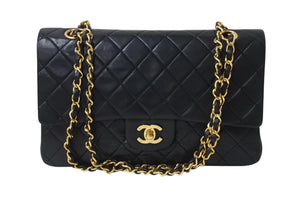 極美品 CHANEL シャネル マトラッセ25 Wフラップ Wチェーンショルダーバッグ 1番台 ラムスキン ココマーク ブラック ゴールド金具 中古 4b001920