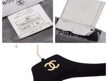 Load image into Gallery viewer, CHANEL シャネル ボーダーワンピース P08625V00338 97P ココマーク ブラック グレー レディース サイズ40 中古 N19342
