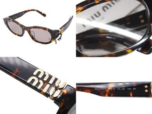 Load image into Gallery viewer, 極美品 MIUMIU ミュウミュウ サングラス 0MU A03SF サイズ53□19 140 べっ甲カラー ブラウン ロゴ金具 中古 4b001997