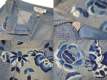 Load image into Gallery viewer, Christian Dior クリスチャンディオール デニムパンツ 5A12044011 ガリアーノ期 コットン ポリウレタン ブルー マルチカラー 美品 中古 4b002007