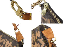 Load image into Gallery viewer, LOUIS VUITTON ルイヴィトン ポシェットアクセソワ―ル ポーチ M92193 モノグラム グラフィティ ブラウン PVC 美品 中古 4b002111